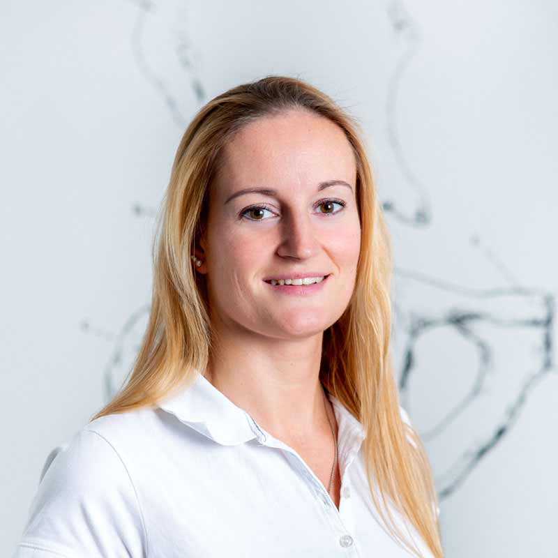 katharina-vokroj_die_praxis_physiotherapeutin_osteopathie_profilbild